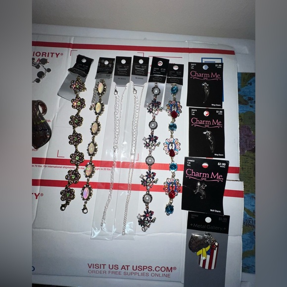 Random Jewelry Lot - Picture 8 of 11